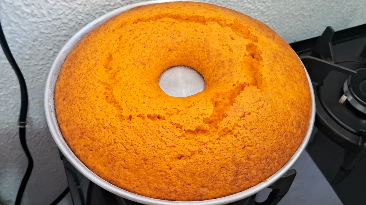 Bolo de Cenoura de Liquidificador: Receita Fofinha, Rápida e Fácil