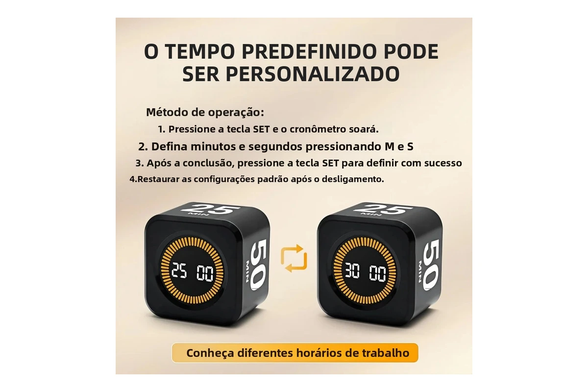 Pessoa utilizando o cubo temporizador para focar nos estudos