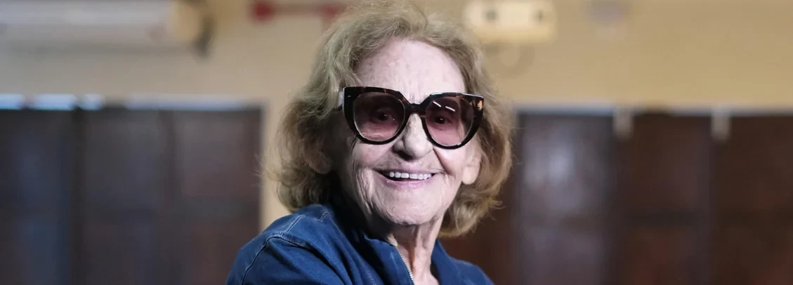 Homenagem e despedida à consagrada atriz Laura Cardoso em comemoração aos seus mais de 80 anos de história na TV