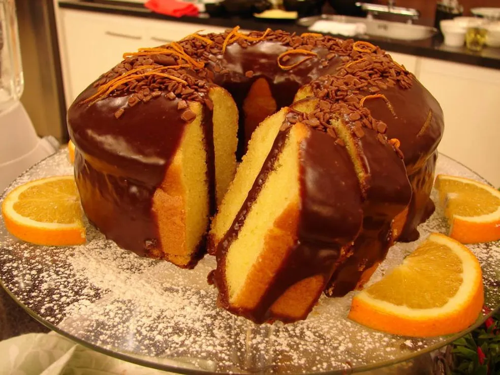 Bolo-de-Laranja-com-Chocolate-1 Bolo de Laranja com Cobertura de Chocolate da Ana Maria Braga: Sabor Inesquecível e Fácil de Fazer!